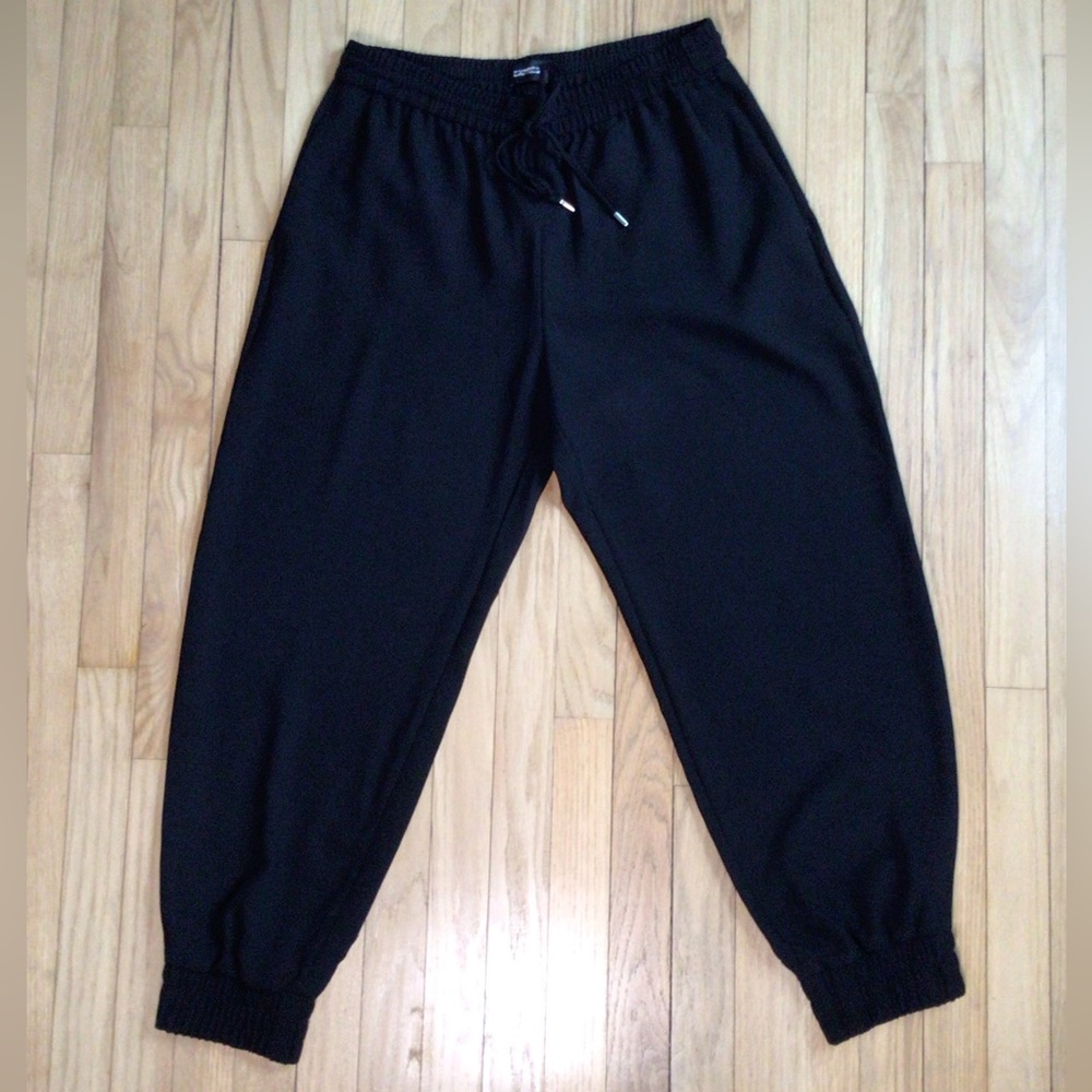 Express Womens Medium Black Jogger Pant High Waisted Rise Drawstring Waist NEW